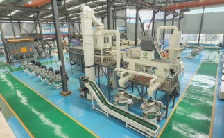 買木屑顆粒機，選對廠家品牌設(shè)備一步到位！